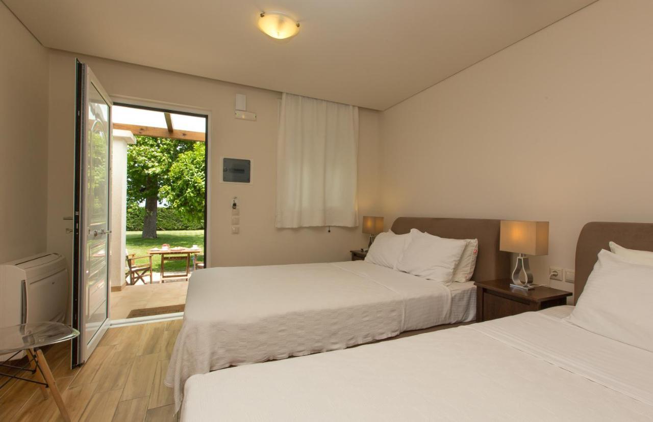 Fragos Garden Studios Kastro-Kyllini Phòng bức ảnh
