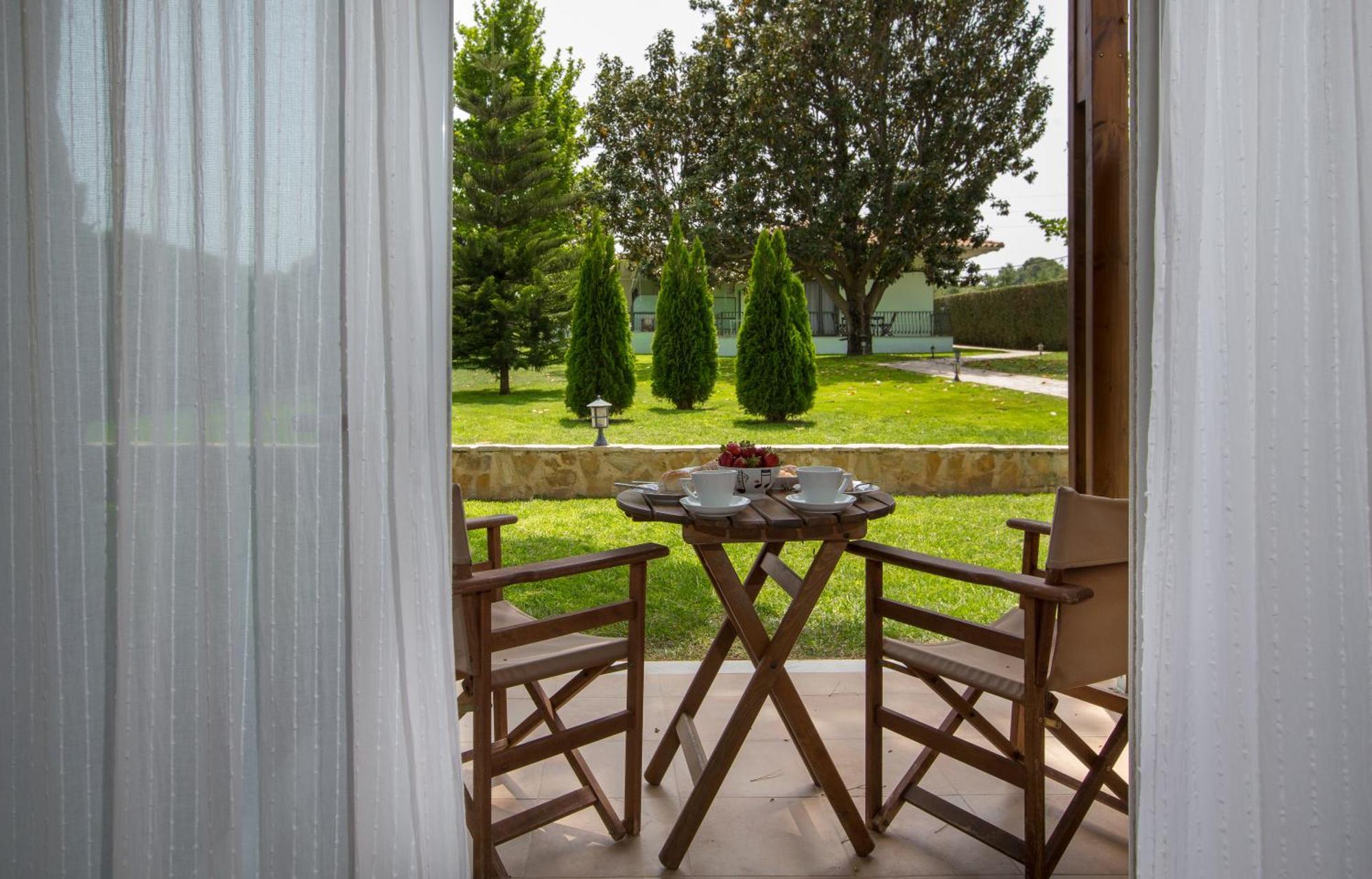 Fragos Garden Studios Kastro-Kyllini Phòng bức ảnh