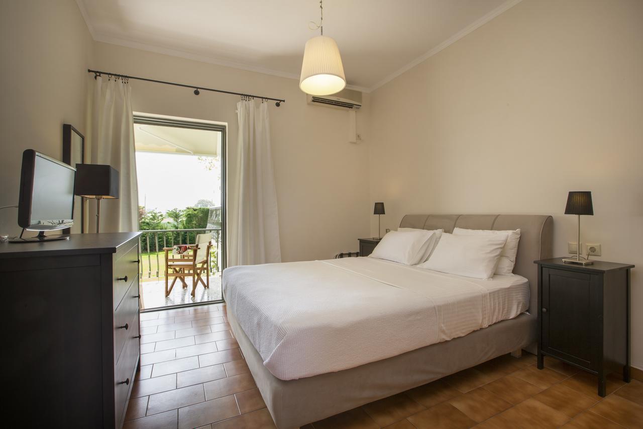 Fragos Garden Studios Kastro-Kyllini Phòng bức ảnh